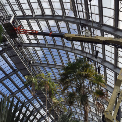 Window installers boom lift glaziers supersky harmon x600